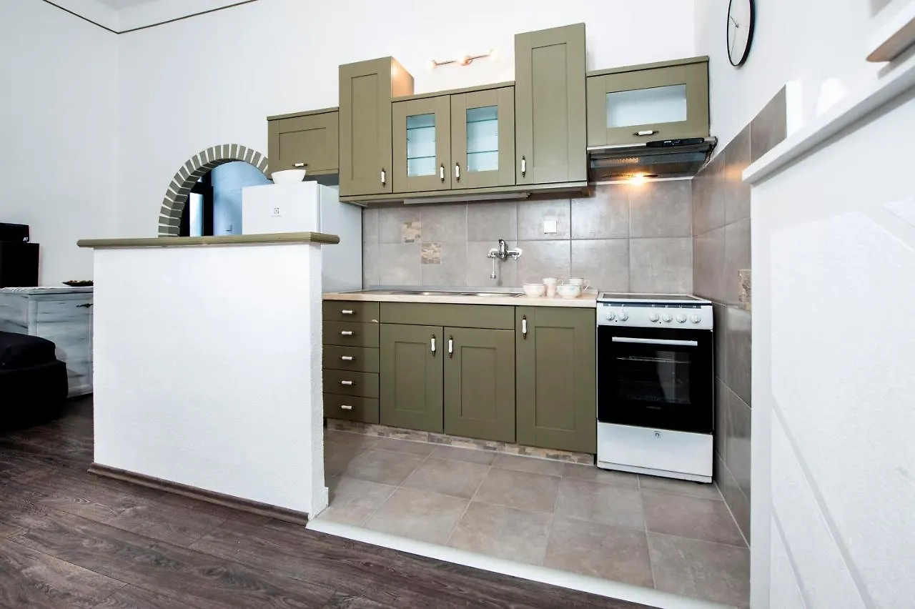 아파트 Apartman Castrum Rubini 로비니