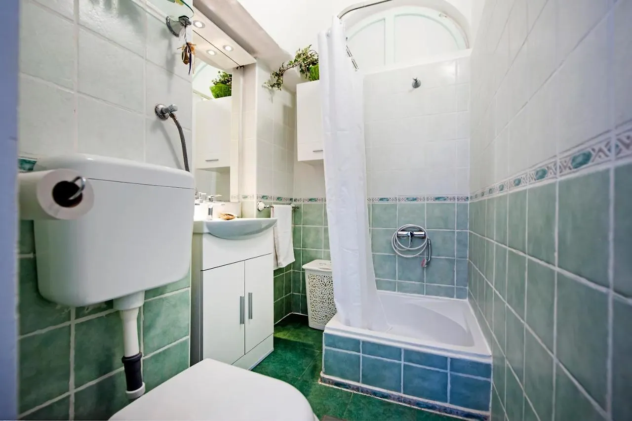 Apartman Castrum Rubini 로비니 아파트